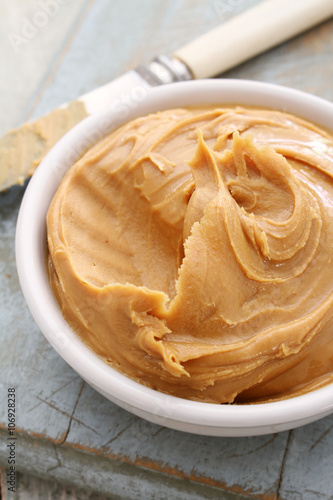 smooth peanut butter