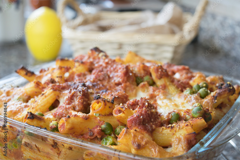 meaty baked rigatoni meaty baked rigatoni