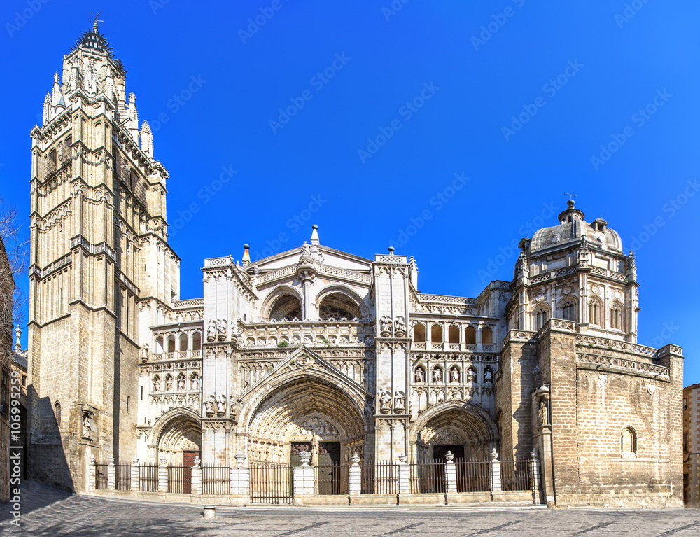 Vew of Toledo Cathedral in sunny day, Spain