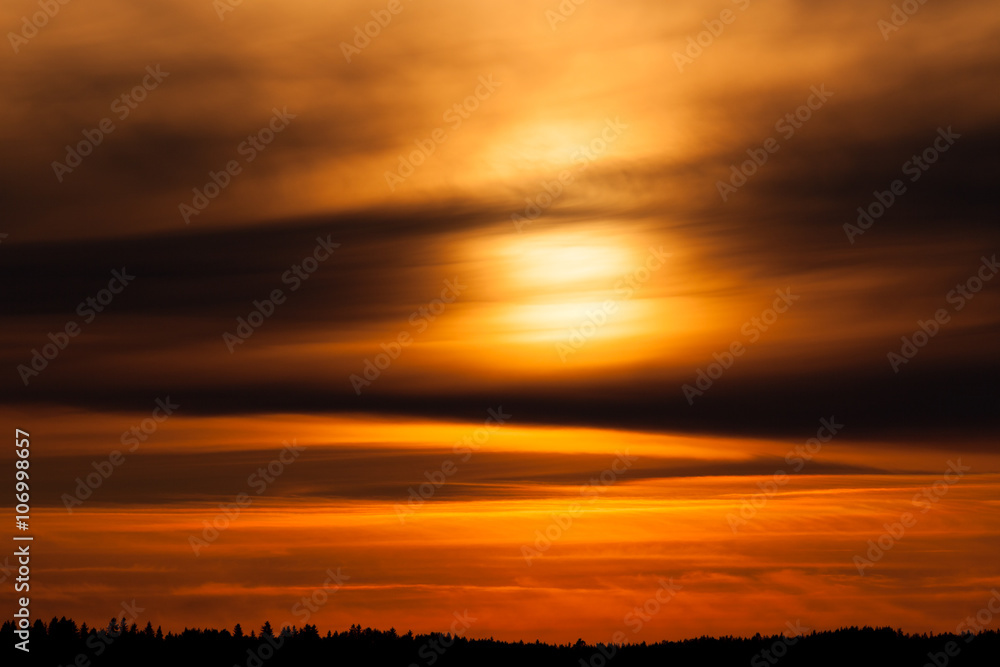 Obraz premium Fiery sunset background