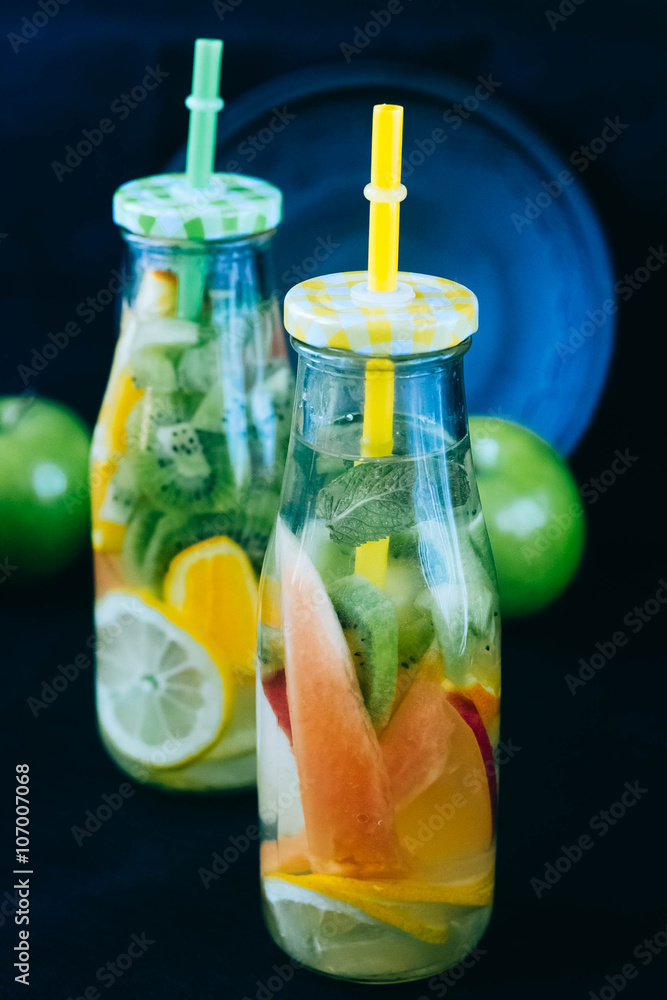multifruit juice.drink