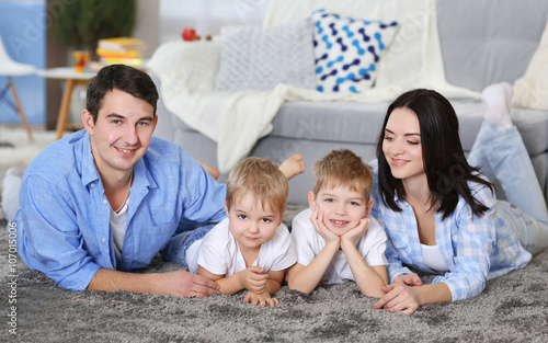 Family concept. Happy famil...