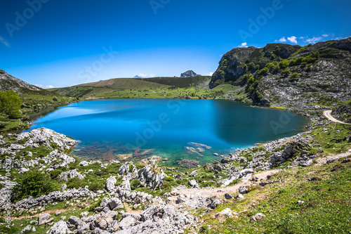 Fototapeta Naklejka Na Ścianę i Meble -  Lake Enol and mountain retreat, the famous lakes of Covadonga, A