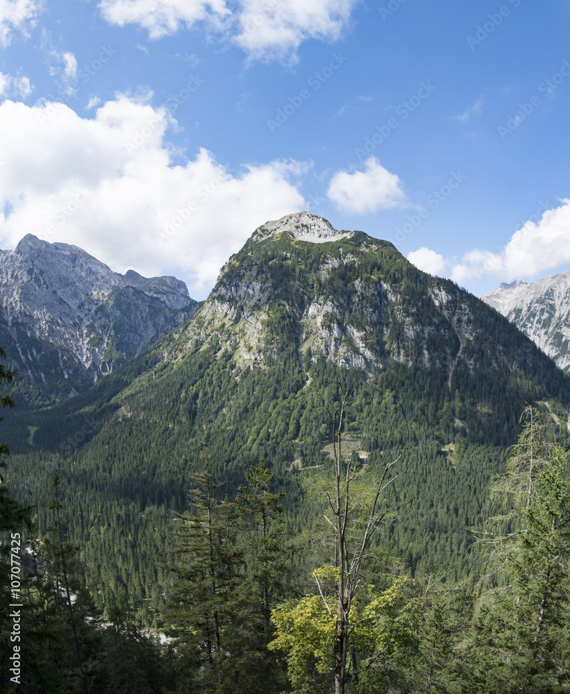 Pertisau, Alpenlandschaft beim Achensee