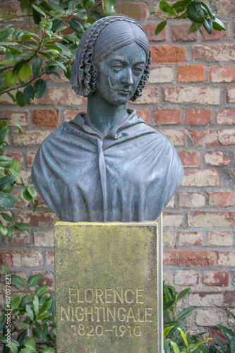 Fotografia Büste von  Florence Nightingale Burgallee an der Kaiserpfalz Kaiserswerth Düssel