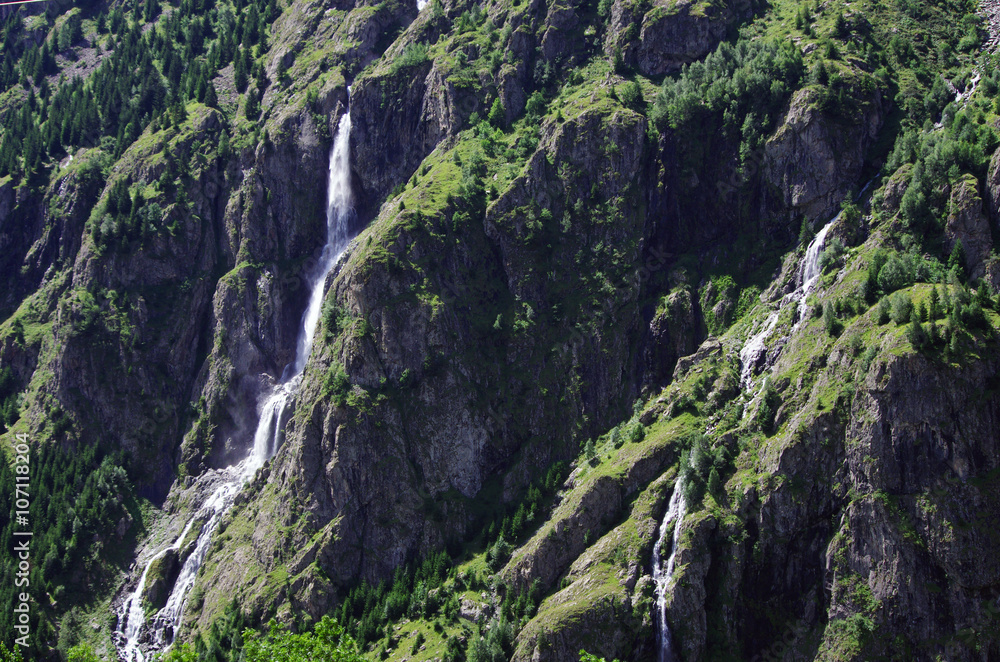 cascade - vallée du vénéon