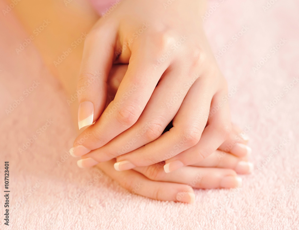 Naklejka premium Woman hands with beautiful french manicure