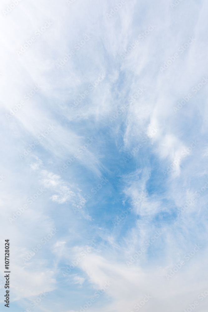 Fototapeta premium Nice white cloud on the sky