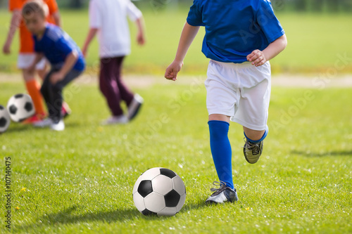 Football soccer practice training match for children. Sport educ