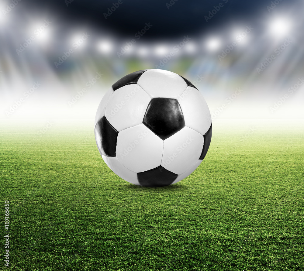 Fototapeta premium Fußball im stadion