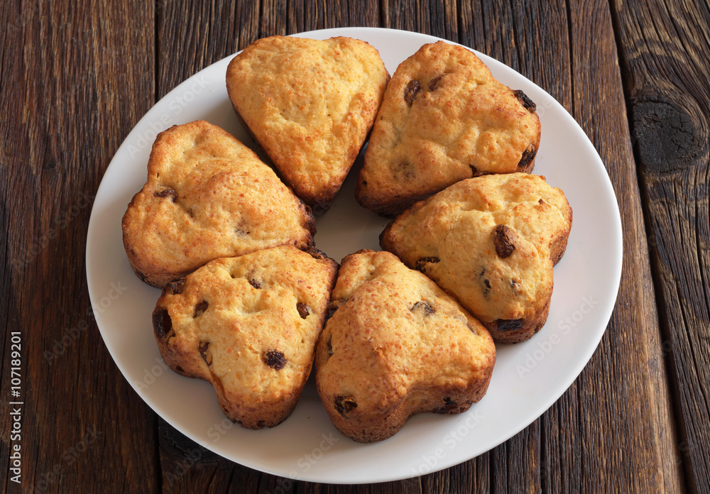 Homemade muffins with raisins