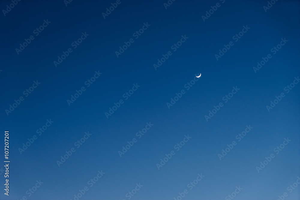 暮れる空と月 暮れる空と月