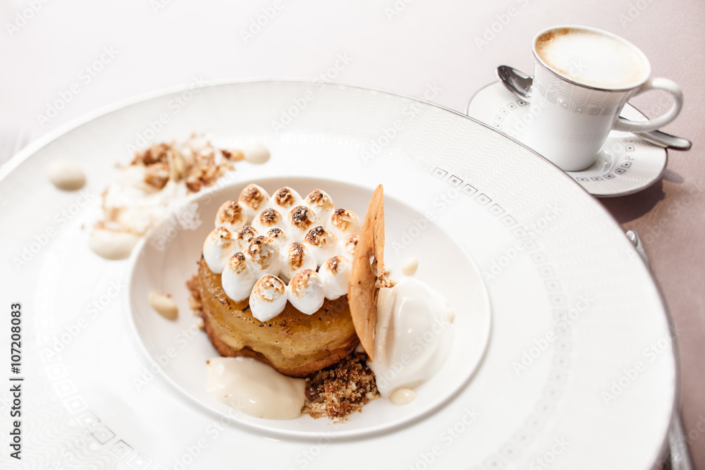 apple cake with meringue apple cake with meringue