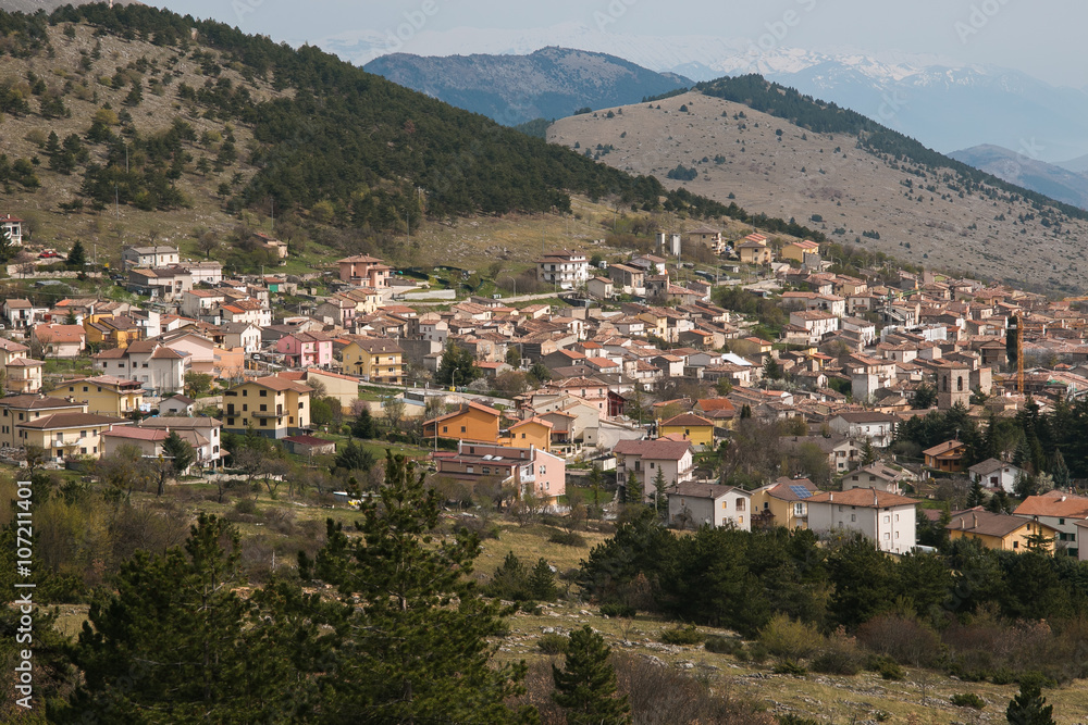 Veduta  panoramica di Barisciano in Abruzzo