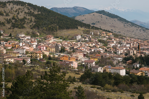 Veduta  panoramica di Barisciano in Abruzzo