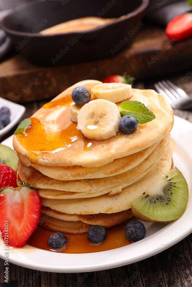 pancake and fruits pancake and fruits