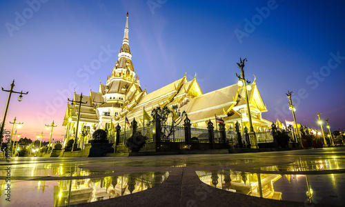 Wat Sothon Wararam Worawihan beautiful Temple in thailand