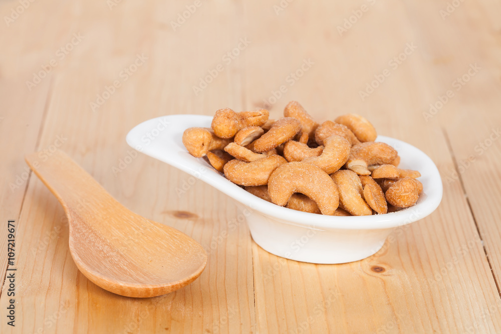 fresh cashew nuts in a bowl fresh cashew nuts in a bowl