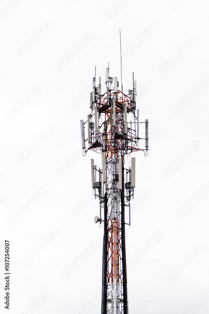 Antena de comunicación y transmisión Antena de comunicación y transmisión