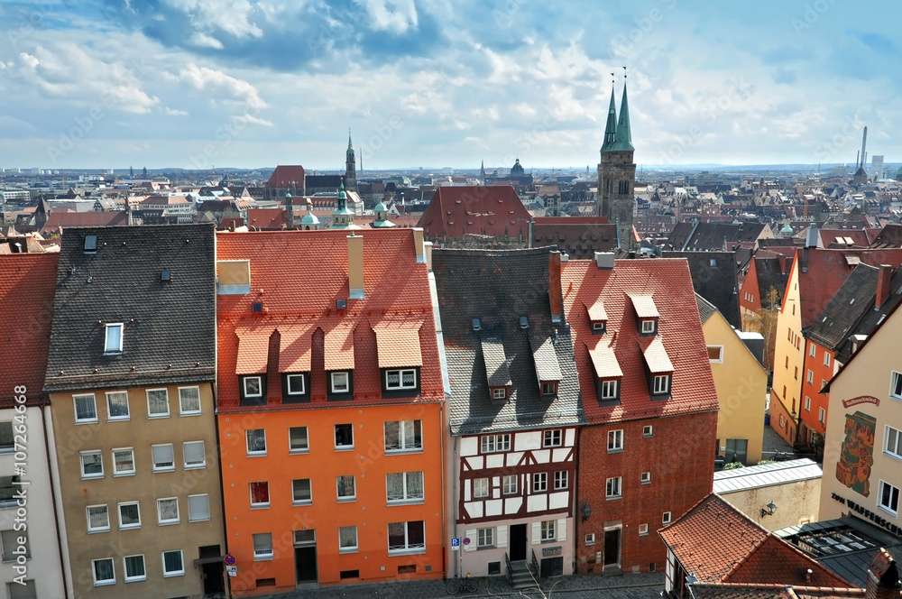 Obraz premium NUREMBERG, GERMANY - APRIL 12, 2015: Panorama of the historic center of Nuremberg, Bavaria, Germany.
