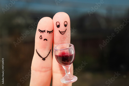 Finger art of couple. Woman is upset because man drunk.