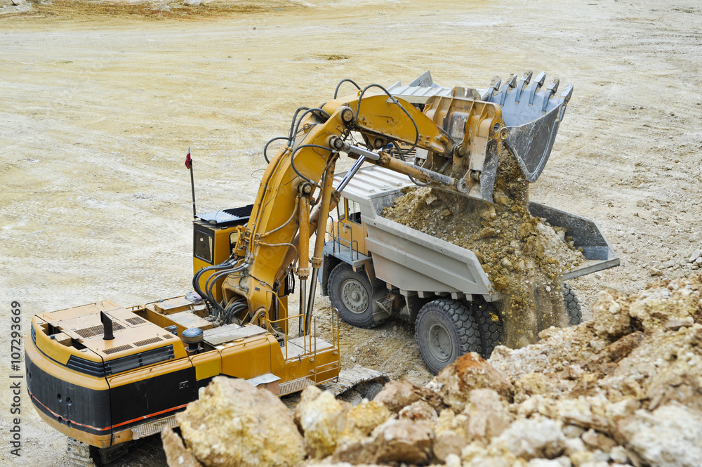 Surface Mine / In the Surface Mine during the loading of raw materials into a truck
Surface Mine / In the Surface Mine during the loading of raw materials into a truck