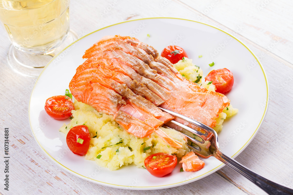 Salmon, Tomato and Smashed Potato with Spring Onion and Coriander Salmon, Tomato and Smashed Potato with Spring Onion and Coriander