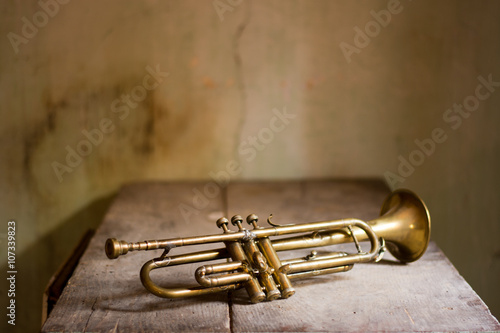 Photography An old jazz trumpet now alone