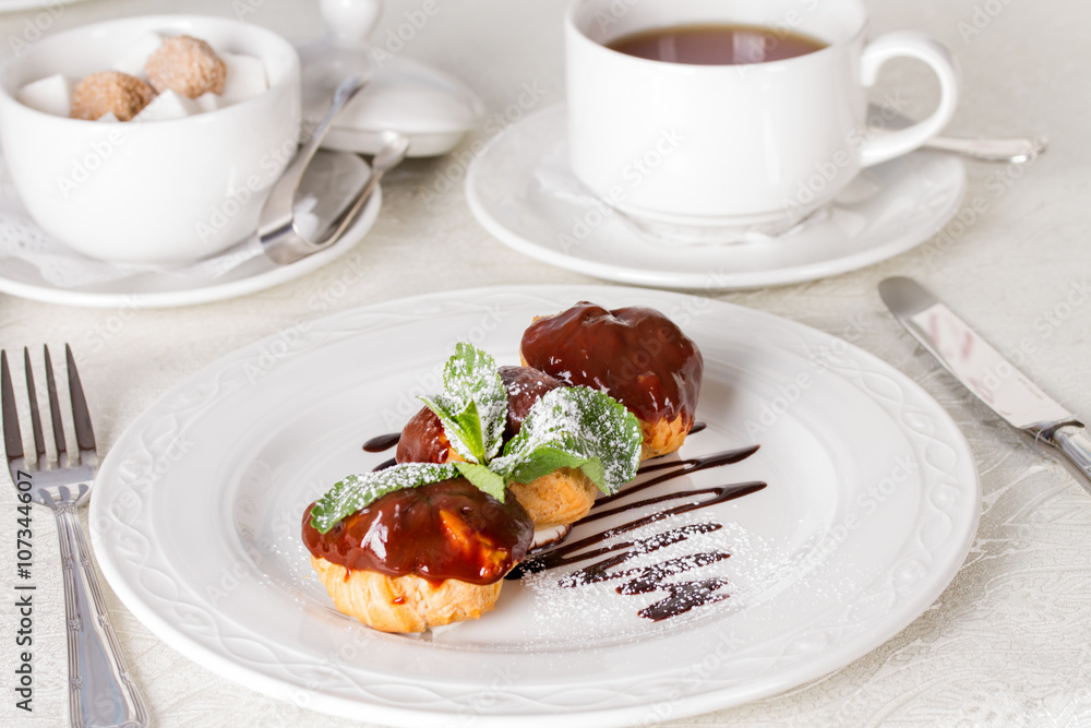Profiteroles with chocolate cream Profiteroles with chocolate cream