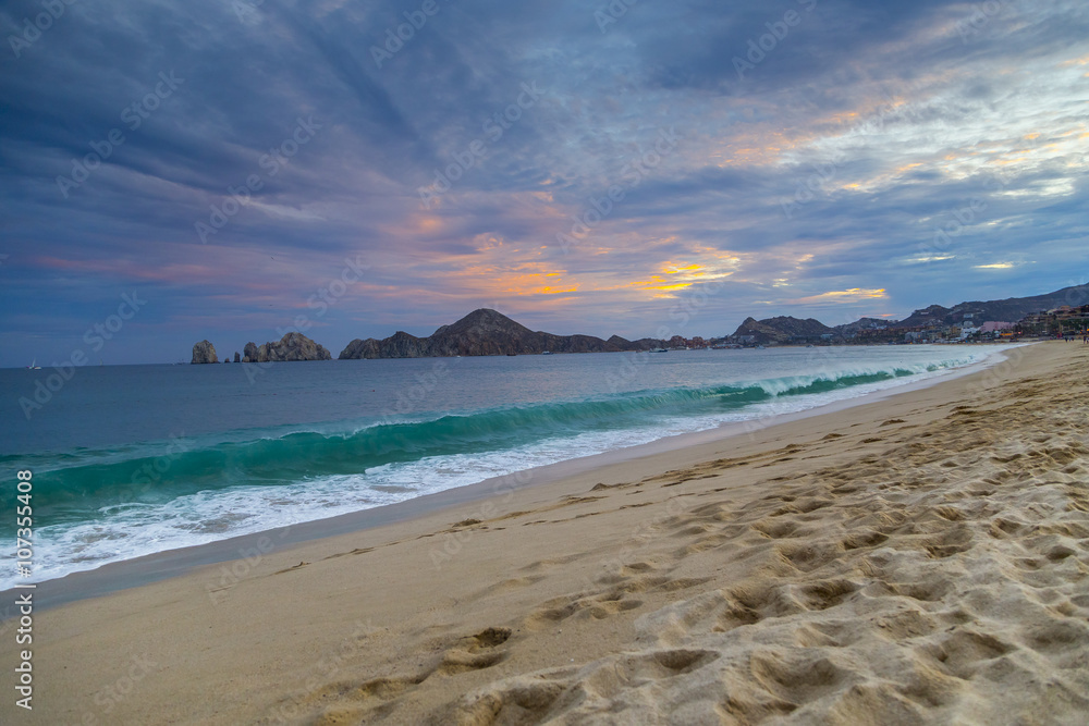 Fototapeta premium View of Waves at Sandy Beach of Cabo San Lucas in Mexico