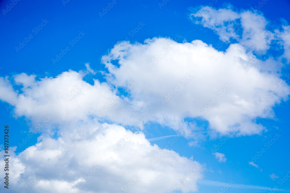 Naklejka premium Clouds3