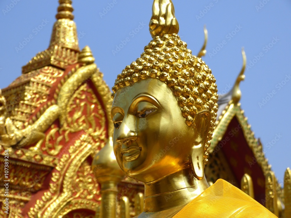 Fototapeta premium Buddha at Wat Phrathat Dio Suthep, Chiang Mai