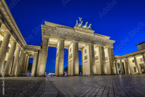 illuminated Brandenburg Gate (Brandenburger Tor) at evening, Berlin, Germany, Europe 