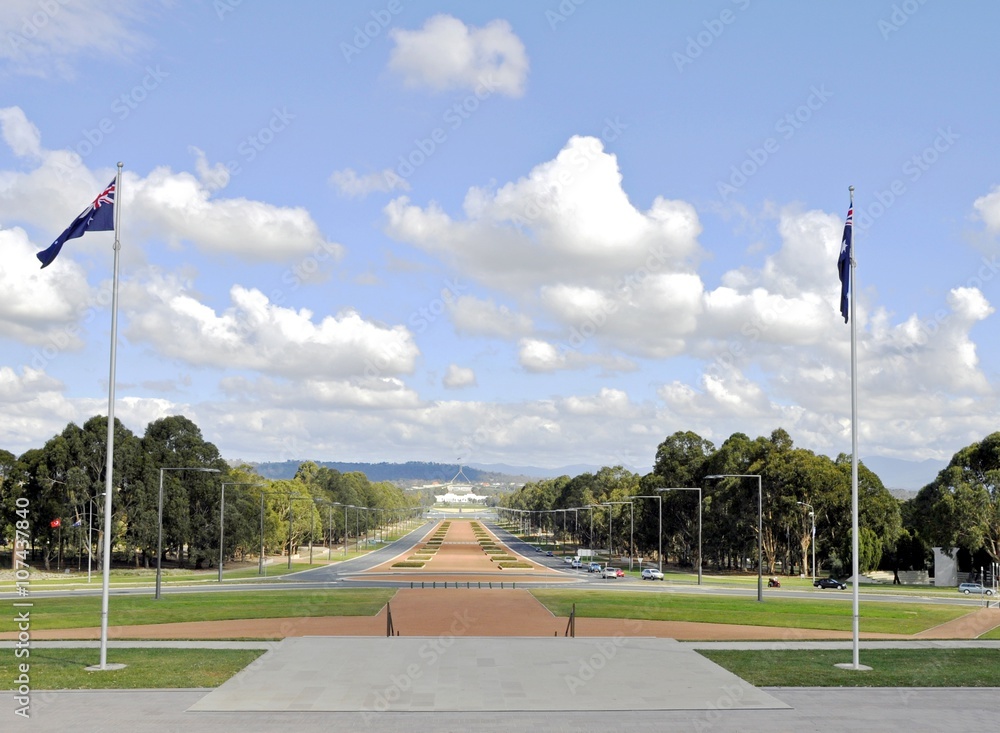 Fototapeta premium The view from the Australian War Memorial down Anzac Parade and across to both the old and new parliament houses. 
