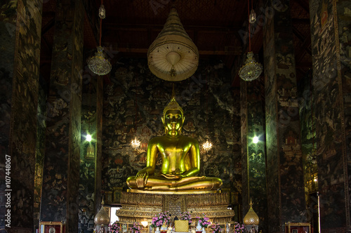Phra Si Sakyamuni, Buddha-Statue in Wat Suthat , Thailand