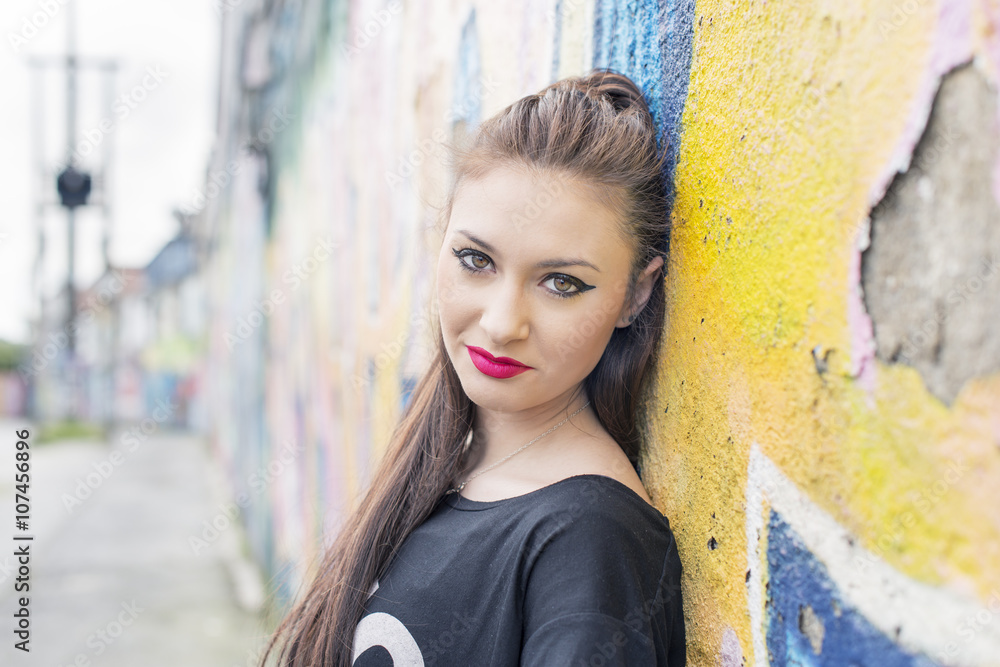Obraz premium Urban portrait of beautiful young woman.