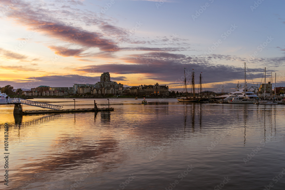 Obraz premium Victoria, British Columbia, Harbour, Sunset, Inner Harbour