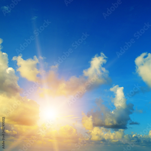 Fototapeta Naklejka Na Ścianę i Meble -  beautiful sunrise and cloudy sky