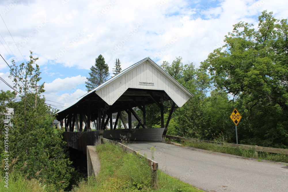 Fototapeta premium Chamberlin Covered Bridge Lyndon, VT 1881