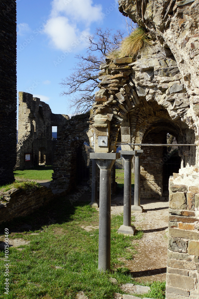 Fototapeta premium Ruine Burg Are
