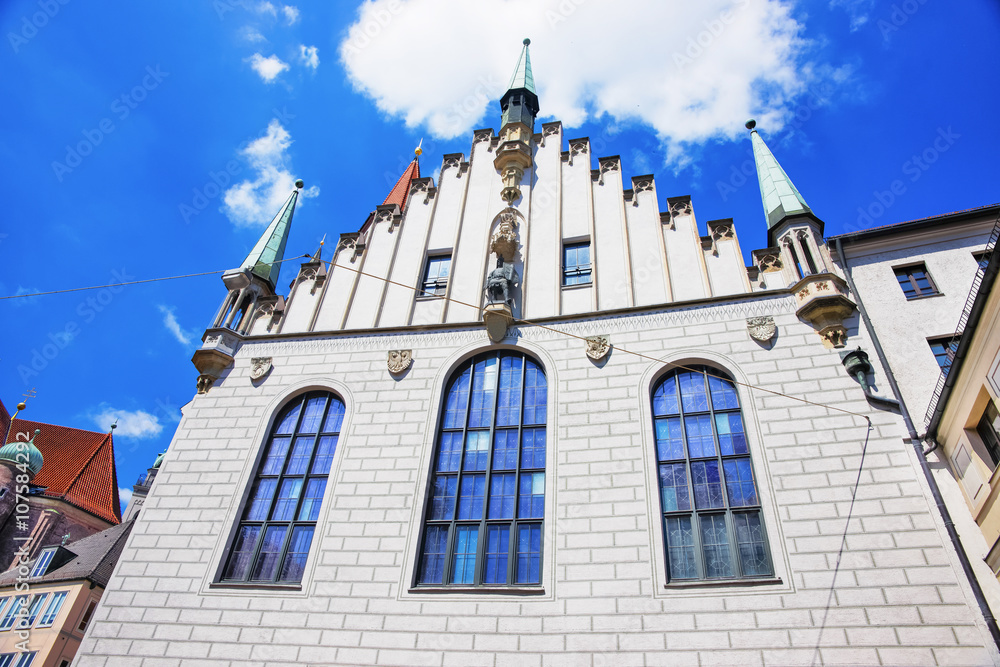 Fototapeta premium View to the Old City Hall in Marienplatz in Munich