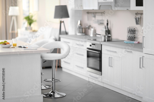 Modern kitchen interior © Africa Studio