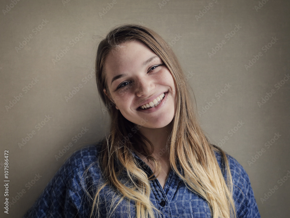 Obraz premium Happy young woman