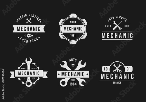 Black and white mechanic set