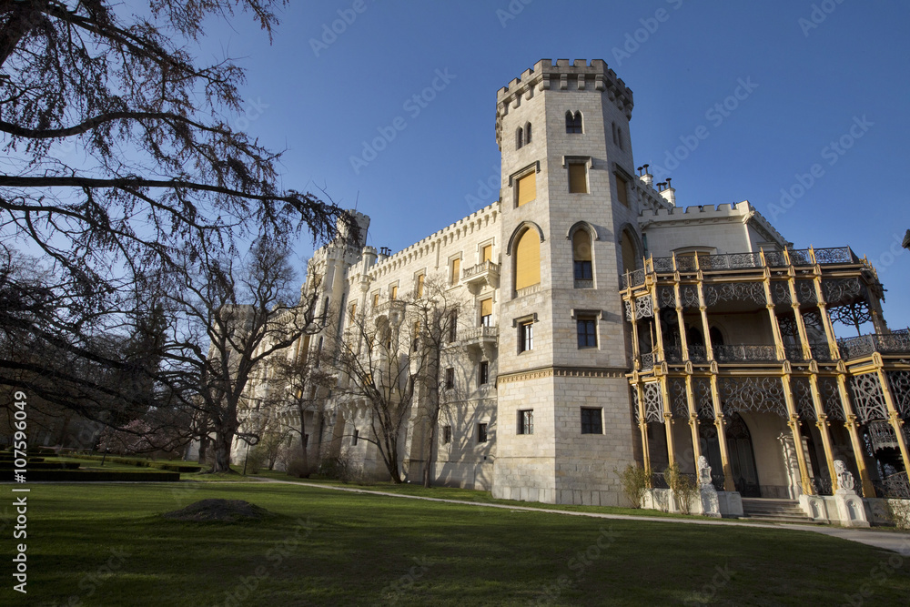 Fototapeta premium Gardens and Castle in Hluboka nad Vltavou, Czech Republic