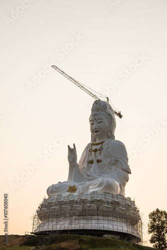 Quan Yin statue under construction at Huay Plakang temple photo