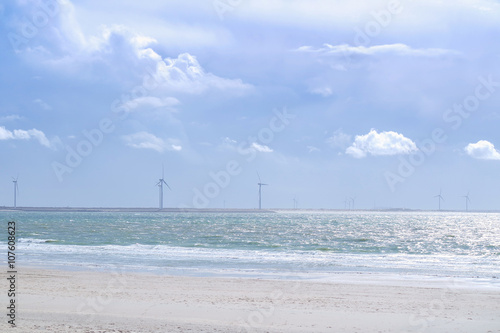 Windräder - Nordsee - Erneuerbare Energie