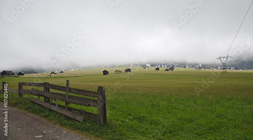 Bergwiese mit Nebel photo