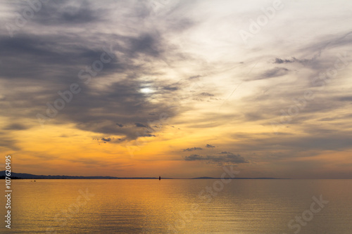 Golden lake sunset © Andrea Sturm