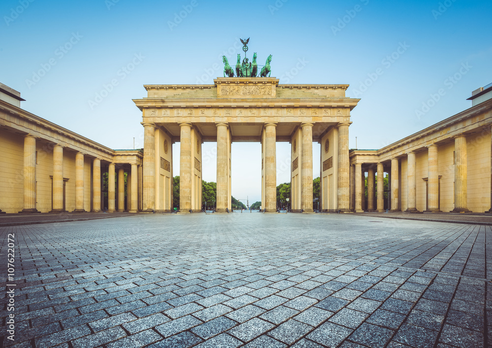 Brandenburg Gate at sunrise, Berlin, Germany